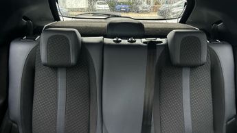 Peugeot 2008 1.2 PureTech Allure Premium SUV 5dr Petrol EAT Euro 6 (s/s) (130