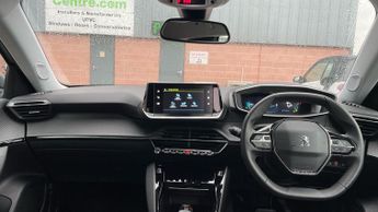 Peugeot 2008 50kWh Allure Premium SUV 5dr Electric Auto (136 ps)