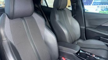 Peugeot 2008 50kWh GT SUV 5dr Electric Auto (7kW Charger) (136 ps)