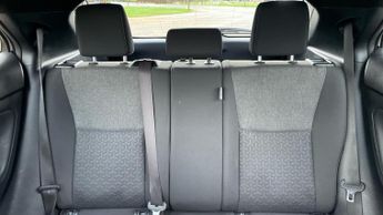 Toyota Yaris Cross 1.5 VVT-h Design SUV 5dr Petrol Hybrid E-CVT Euro 6 (s/s) (116 p