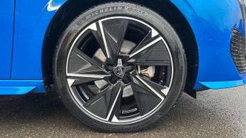 Peugeot 308 54kWh GT Hatchback 5dr Electric Auto (156 ps)