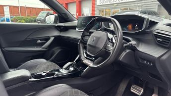 Peugeot 2008 50kWh GT Premium SUV 5dr Electric Auto (136 ps)