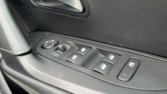 Peugeot 2008 50kWh GT Premium SUV 5dr Electric Auto (136 ps)