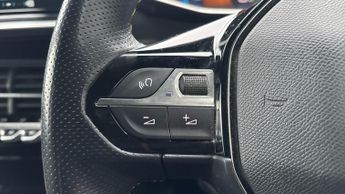 Peugeot 2008 50kWh GT Premium SUV 5dr Electric Auto (136 ps)