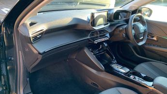 Peugeot 208 50kWh Allure Premium + Hatchback 5dr Electric Auto (7.4kW Charge