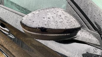 Peugeot 208 50kWh Allure Premium + Hatchback 5dr Electric Auto (7.4kW Charge