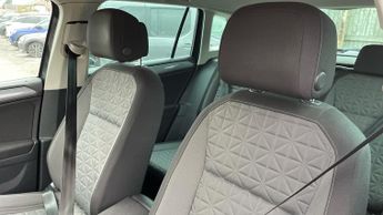Volkswagen Tiguan 2.0 TDI Life SUV 5dr Diesel DSG Euro 6 (s/s) (150 ps)