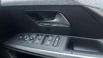 Peugeot 5008 1.2 HYBRID GT SUV 5dr Petrol Hybrid e-DSC6 Euro 6 (s/s) (136 ps)