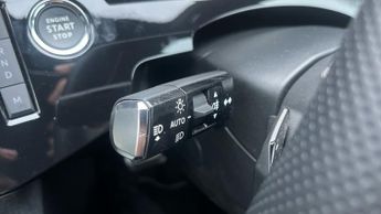 Peugeot 5008 1.2 HYBRID GT SUV 5dr Petrol Hybrid e-DSC6 Euro 6 (s/s) (136 ps)