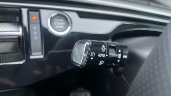 Peugeot 3008 73kWh GT SUV 5dr Electric Auto (210 ps)