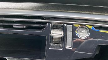 Peugeot 3008 73kWh GT SUV 5dr Electric Auto (210 ps)