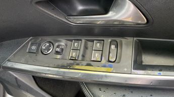 Peugeot 3008 73kWh GT SUV 5dr Electric Auto (210 ps)