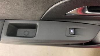 Vauxhall Corsa 1.2 Hybrid Ultimate Hatchback 5dr Petrol Hybrid e-DCT Euro 6 (s/