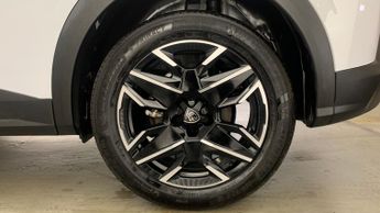 Peugeot 3008 SUV 1.2 HYBRID GT SUV 5dr Petrol Hybrid e-DSC6 Euro 6 (s/s) (136 ps)