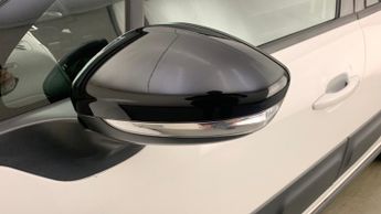 Citroen C3 1.2 PureTech PLUS Hatchback 5dr Petrol EAT6 Euro 6 (s/s) (110 ps