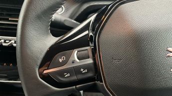 Peugeot 208 50kWh Allure Premium Hatchback 5dr Electric Auto (7kW Charger) (