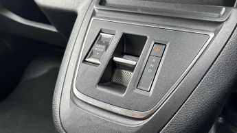 Citroen Spacetourer 49kWh YOU! MPV 5dr Electric Auto MWB (7.4kW Charger) (136 ps)