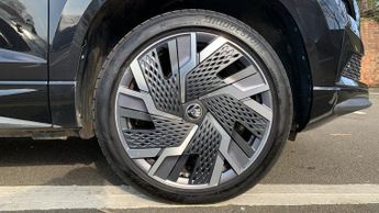 Skoda Karoq 2.0 TSI SportLine SUV 5dr Petrol DSG 4WD Euro 6 (s/s) (190 ps)