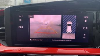 Vauxhall Mokka Electric 50kWh SRi Nav Premium SUV 5dr Electric Auto (136 ps)