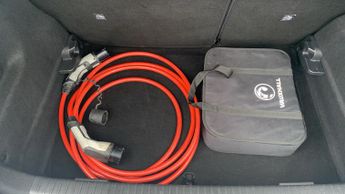 Vauxhall Mokka Electric 50kWh SRi Nav Premium SUV 5dr Electric Auto (136 ps)