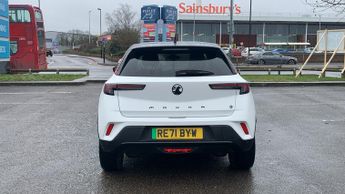 Vauxhall Mokka Electric 50kWh SRi Nav Premium SUV 5dr Electric Auto (136 ps)