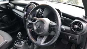 Mini Convertible 1.5 Cooper Classic Convertible 2dr Petrol Steptronic Euro 6 (s/s