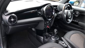 Mini Convertible 1.5 Cooper Classic Convertible 2dr Petrol Steptronic Euro 6 (s/s