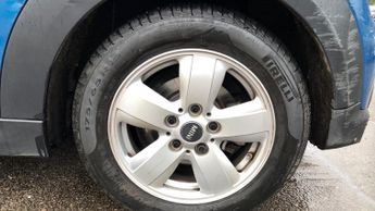 Mini Convertible 1.5 Cooper Classic Convertible 2dr Petrol Steptronic Euro 6 (s/s