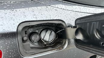 BMW 2 Series 2.0 220d Sport Convertible 2dr Diesel Auto Euro 6 (s/s) (190 ps)