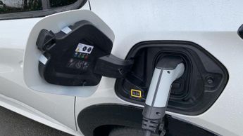 Peugeot 208 50kWh GT Hatchback 5dr Electric Auto (7kW Charger) (136 ps)