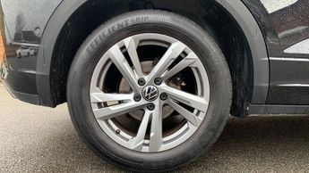 Volkswagen T-Roc 1.5 TSI R-Line SUV 5dr Petrol DSG Euro 6 (s/s) (150 ps)