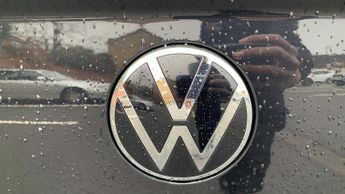 Volkswagen T-Roc 1.5 TSI R-Line SUV 5dr Petrol DSG Euro 6 (s/s) (150 ps)