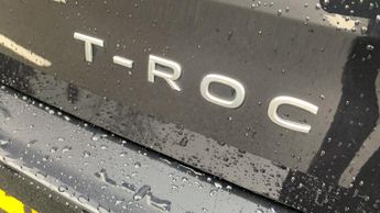 Volkswagen T-Roc 1.5 TSI R-Line SUV 5dr Petrol DSG Euro 6 (s/s) (150 ps)