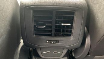 Volkswagen T-Roc 1.5 TSI R-Line SUV 5dr Petrol DSG Euro 6 (s/s) (150 ps)