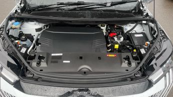 Peugeot 3008 73kWh Allure SUV 5dr Electric Auto (210 ps)