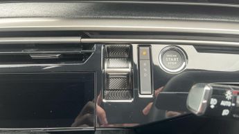 Peugeot 3008 73kWh Allure SUV 5dr Electric Auto (210 ps)
