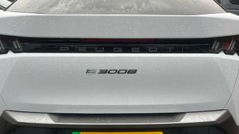 Peugeot 3008 73kWh Allure SUV 5dr Electric Auto (210 ps)