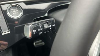 Peugeot 3008 73kWh Allure SUV 5dr Electric Auto (210 ps)