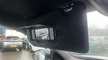 Peugeot 3008 73kWh Allure SUV 5dr Electric Auto (210 ps)