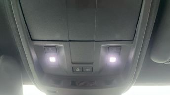 Peugeot 3008 73kWh Allure SUV 5dr Electric Auto (210 ps)