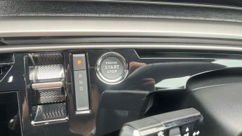 Peugeot 3008 73kWh Allure SUV 5dr Electric Auto (210 ps)