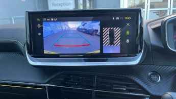 Peugeot 208 1.2 HYBRID GT Hatchback 5dr Petrol Hybrid e-DSC6 Euro 6 (s/s) (1