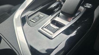 Peugeot 3008 SUV 1.6 13.2kWh GT Premium SUV 5dr Petrol Plug-in Hybrid e-EAT Euro 