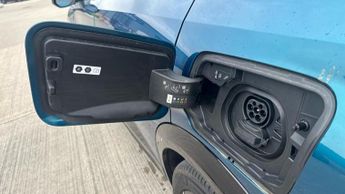 Peugeot 3008 73kWh GT SUV 5dr Electric Auto (210 ps)