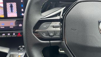 Peugeot 308 54kWh GT Hatchback 5dr Electric Auto (156 ps)