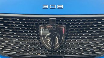 Peugeot 308 54kWh GT Hatchback 5dr Electric Auto (156 ps)