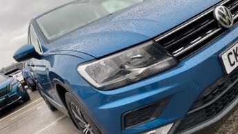 Volkswagen Tiguan 2.0 TDI BlueMotion Tech SE SUV 5dr Diesel DSG 4Motion Euro 6 (s/