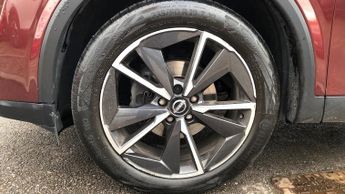 Nissan Qashqai 1.3 DIG-T MHEV Tekna SUV 5dr Petrol Hybrid XTRON Euro 6 (s/s) (1