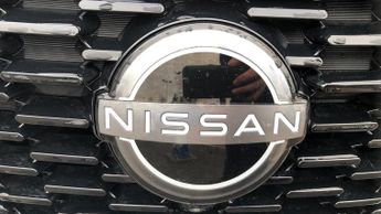 Nissan Qashqai 1.3 DIG-T MHEV Tekna SUV 5dr Petrol Hybrid XTRON Euro 6 (s/s) (1