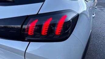 Peugeot 208 50kWh Allure Premium Hatchback 5dr Electric Auto (7kW Charger) (